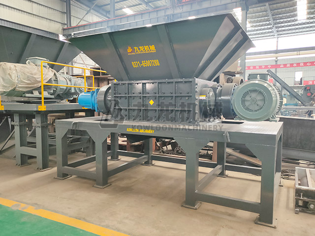 塑料撕碎機(jī) 塑料撕碎機(jī)