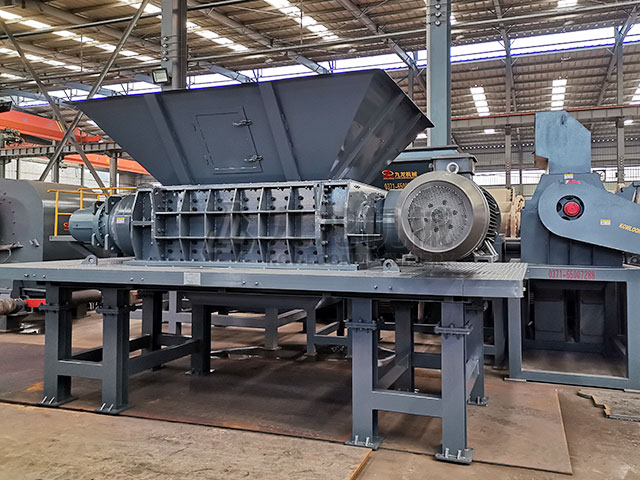 撕碎機(jī) 撕碎機(jī)